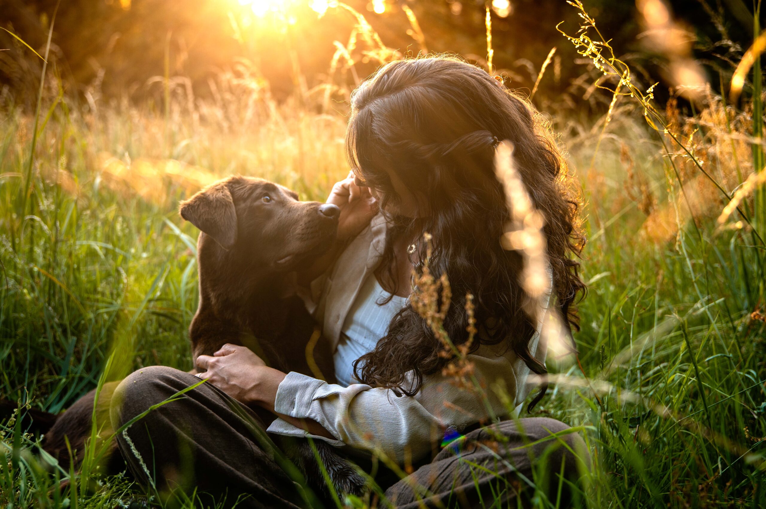 Herzenshundmomente Hundefotografie Lübeck Tatjana und Mia Sonnenuntergang